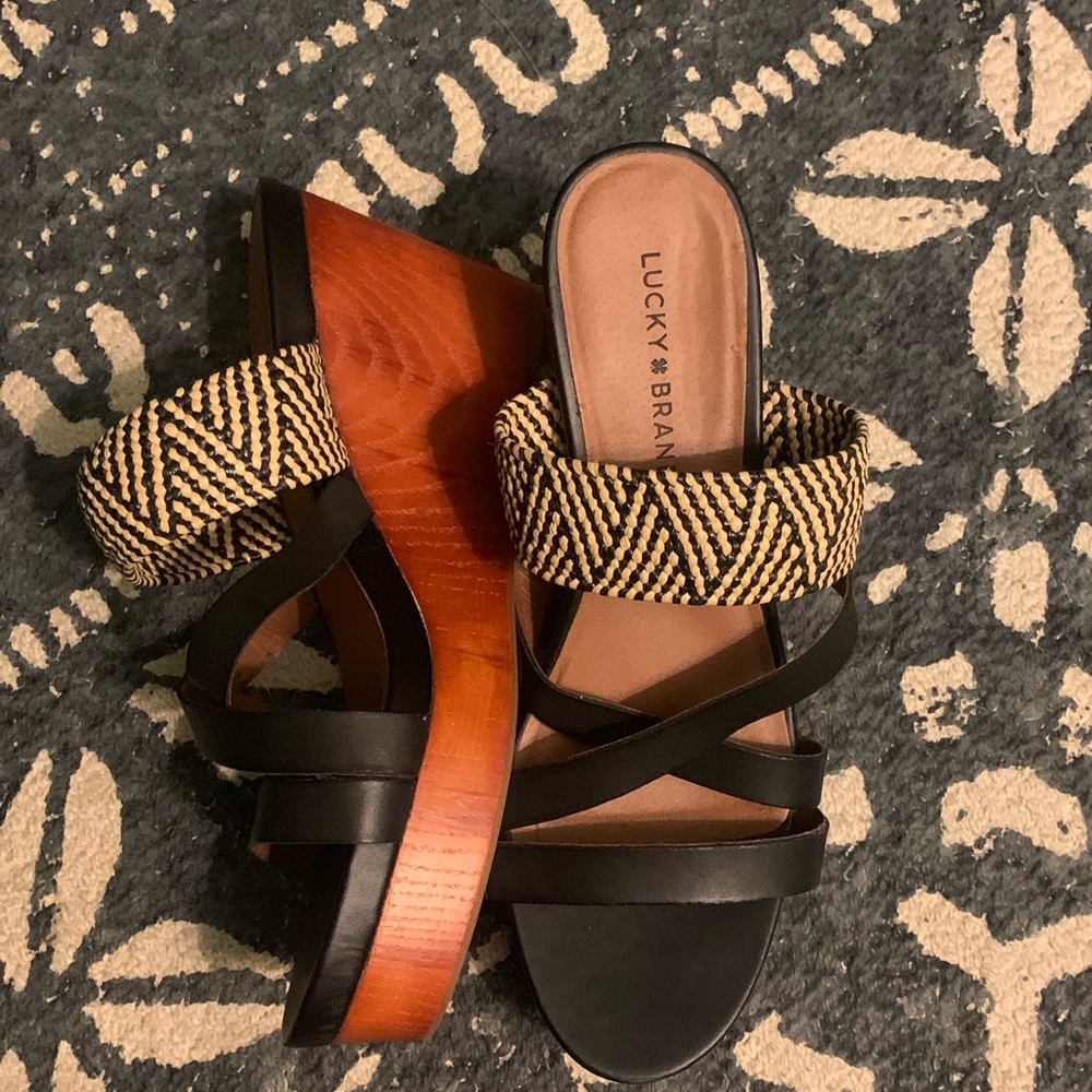 NWOT Lucky Brand Wedges